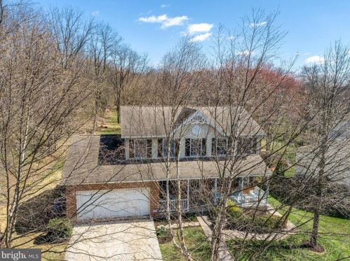 100 Columbus Ave, Littlestown PA 17340-1569 exterior