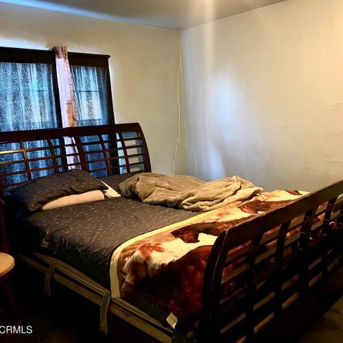 372 H St, Oxnard CA 93030-4824 exterior