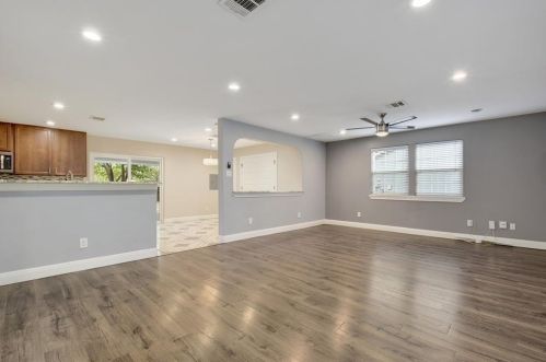 5001 Canella Dr, Austin TX  78744-6455 exterior