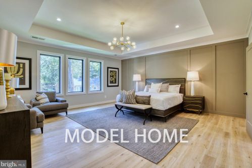 1713 Macon St, Mc Lean VA  22101-5130 exterior