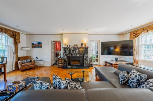 72 Beacon St, Boston, MA