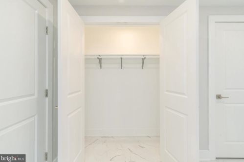 1720 22nd St, Philadelphia PA 19145-1943 exterior