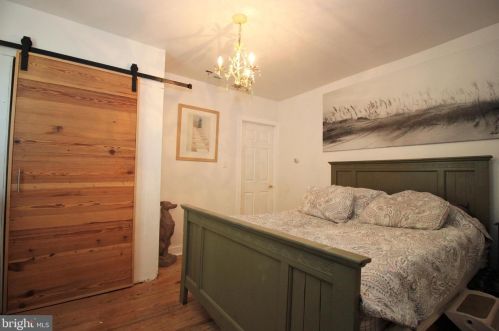 80 Ridgeway Ave, Manor PA 19036-1924 exterior