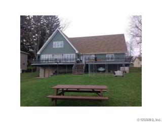 8202 Graves Point Rd, Wolcott, NY 14590-9407
