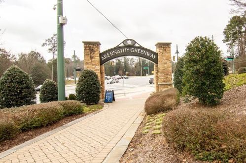 6688 Brandon Ml Rd, Atlanta GA 30328-2031 exterior