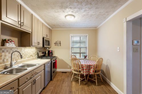 719 Hamilton Ave, Atlanta GA 30344-4144 exterior