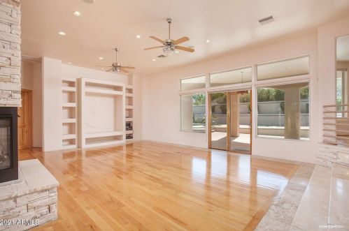 13816 18th St, Phoenix AZ 85022-2878 exterior