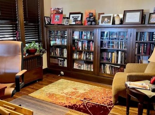 3220 Brownsville Rd, Pittsburgh PA 15227-2432 exterior