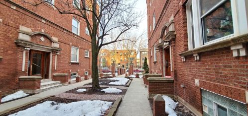 4446 Beacon St, Chicago IL  60640-6264 exterior