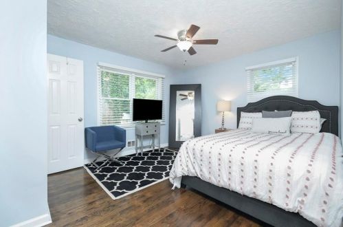 1379 Aniwaka Ave, Atlanta GA  30311-3507 exterior