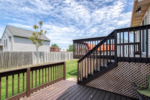 6610 Summer Shores Dr, Grand Rapids MI 49548-7002 exterior