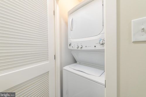 2020 16 St, Philadelphia PA 19121-2336 exterior