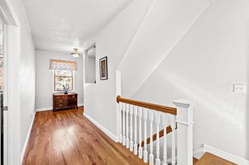 124 Frd St, Pittsburgh PA 15122-4106 exterior