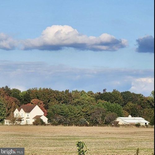 262 Lk Rd, Pilesgrove NJ 08098-3008 exterior