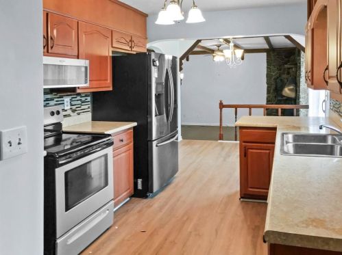 6514 Rockland Rd, Lithonia GA 30038-3438 exterior