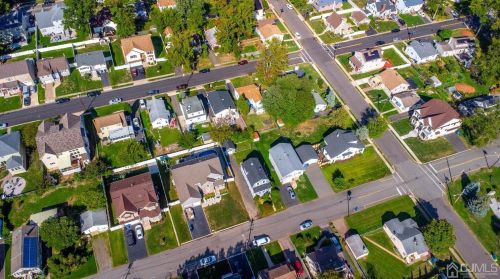 16 Wright St, Iselin NJ 08830 exterior