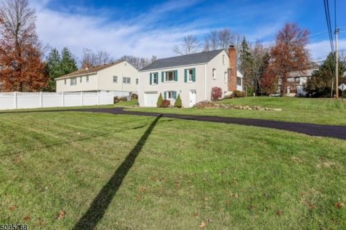 103 Parsippany Rd, Whippany NJ  07981-1109 exterior