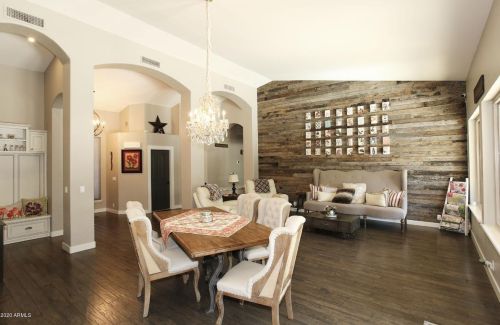 4515 Chisum Trl, Phoenix AZ  85050-8568 exterior