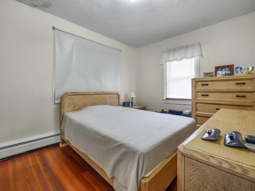 45 Byron St, Providence RI 02911-1927 exterior