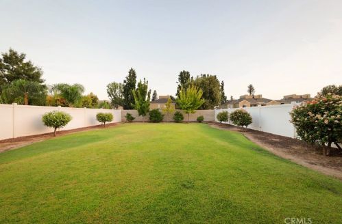 8309 Mcgraw Hill Dr, Bakersfield, CA 93311-1756