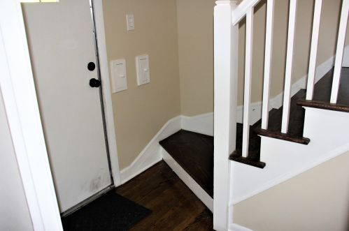 8733 Harper Ave, Chicago IL 60619-4606 exterior