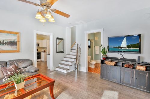 114 4 Ave, South Saint Paul MN 55075-2095 exterior