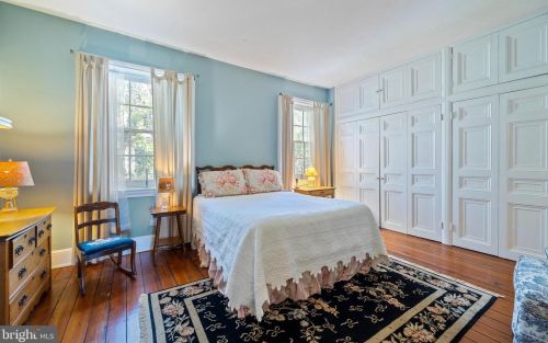 1016 Clinton St, Philadelphia PA 19107-6017 exterior