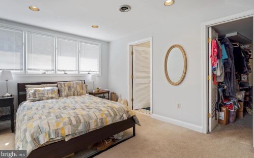 732 11 St, Washington DC 20010-2405 exterior