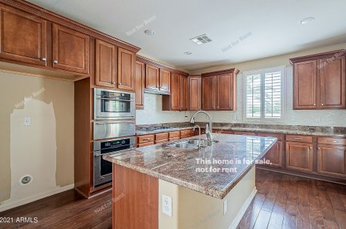 1618 Swan Pl, Chandler AZ 85286-5160 exterior