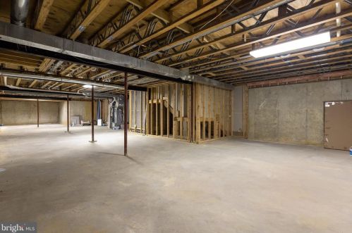 13708 Valley Dr, Rockville MD  20850-5402 exterior