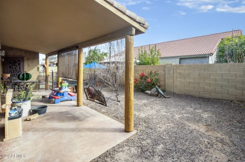 17313 22 Way, Phoenix AZ 85022-2255 exterior