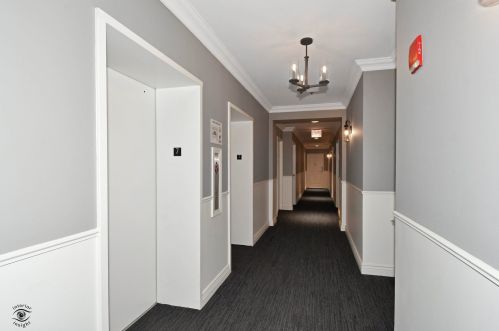 828 Grace St, Chicago IL 60613-5758 exterior