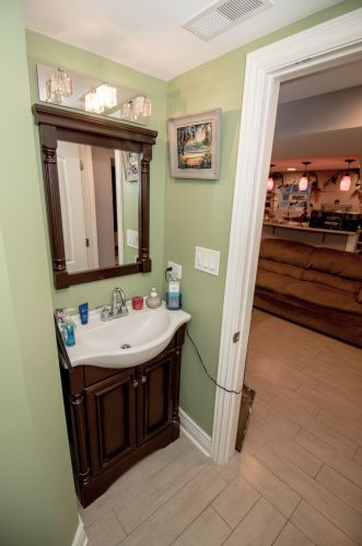 5624 Melvina Ave, Chicago IL 60646-1123 exterior