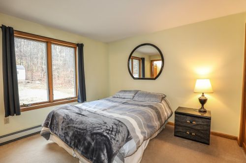 63 Chichester Rd, Concord NH 03307-0706 exterior