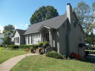 3035 Gibbs Dr, Knoxville, TN 37918-2438