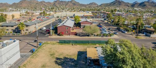 748 Carol Ave, Phoenix AZ 85021-2088 exterior