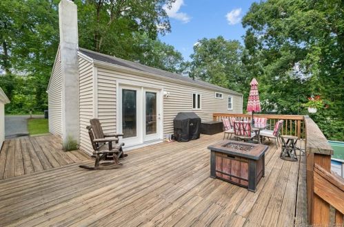 192 Geer Rd, Exeter CT 06249-2604 exterior