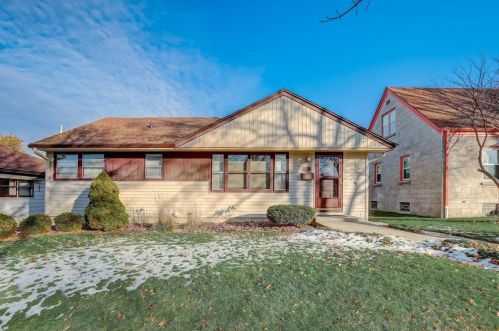 2628 65th St, Milwaukee, WI 53219-2645