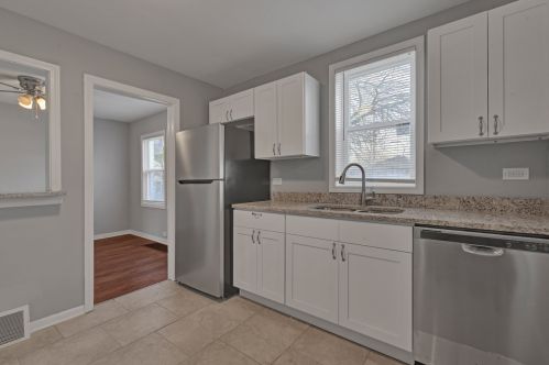 937 123rd St, Chicago IL 60827-5723 exterior