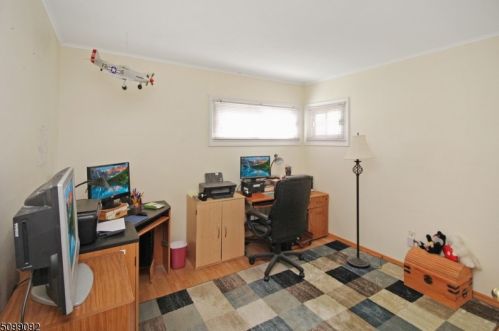 15 Glassboro Rd, Parsippany NJ 07054-3959 exterior