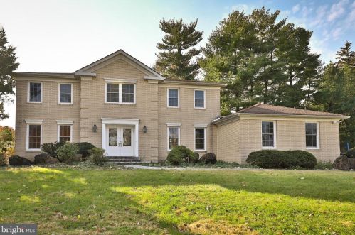 1142 Willard Rd, Huntingdon Valley, PA 19006-1920