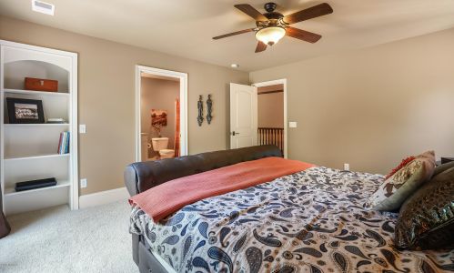 2068 Tall Pne Dr, Grand Rapids MI 49546-7923 exterior