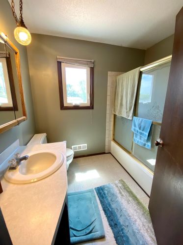 4518 142nd St, Saint Paul MN  55124-7713 exterior