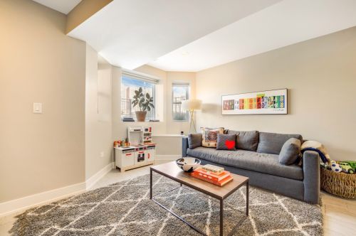 2536 Linden Pl, Chicago IL 60647-2626 exterior