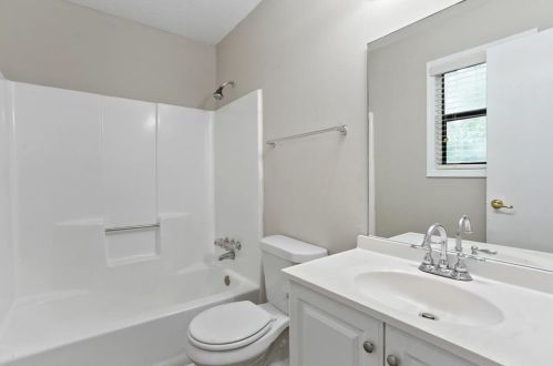 3918 Vly Brk Rd, Lithonia GA 30039-4280 exterior