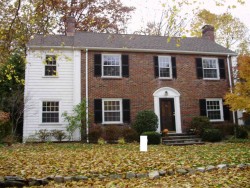 185 Kirkstall Rd, Newton, MA 02460-2452