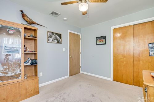 149 Vineyard Rd, Edison NJ 08817-4784 exterior