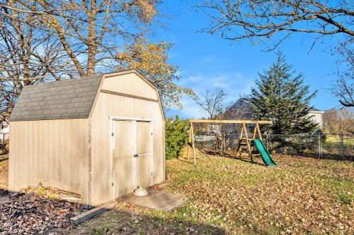 4508 Cedarcrest Ave, Kalamazoo MI 49024-9523 exterior