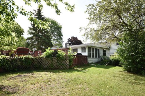 11014 Derby Ave, Milwaukee WI 53225-4452 exterior