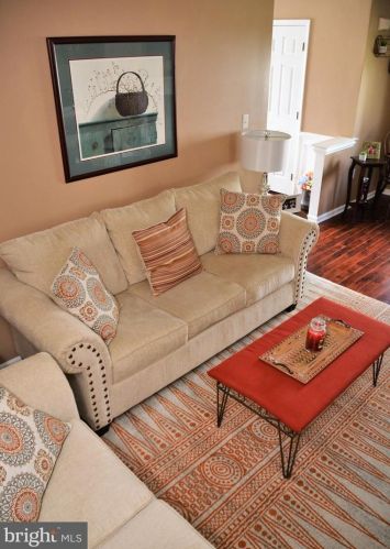 52 Steeplechase Cir, Chester PA 19014-1463 exterior